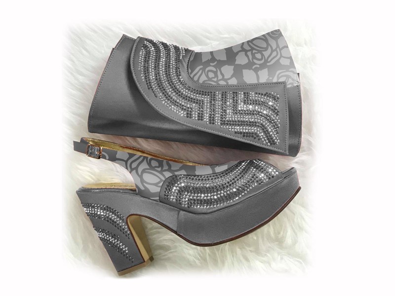 grey - 100 flower web